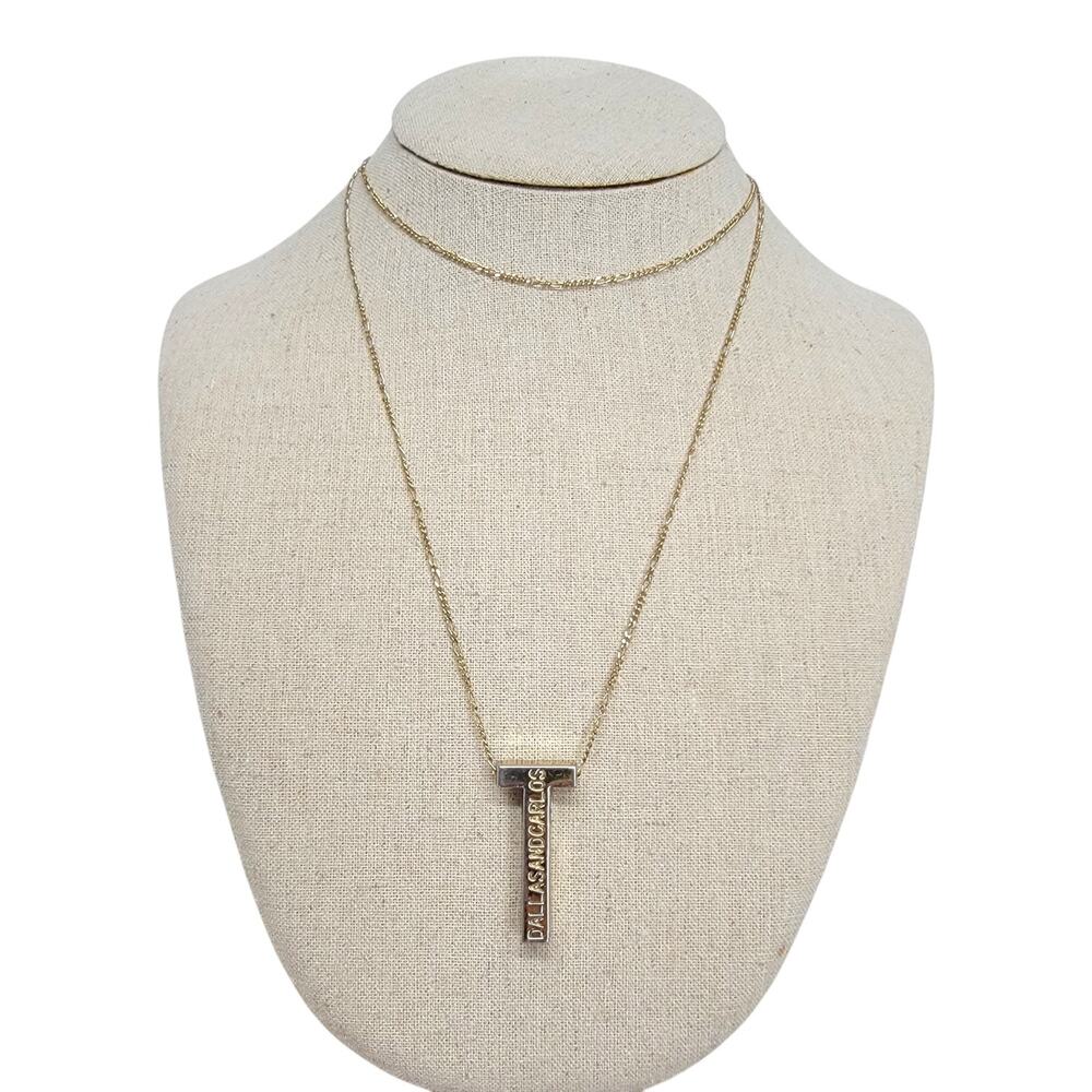 Dallas and Carlos Letter T Initial Pendant Necklace Gold Figaro Chain Cross 3D